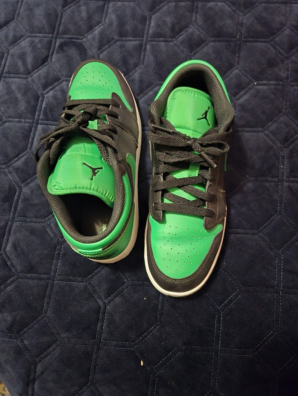 Jordan Kids Black and Green Low-Top Sneakers